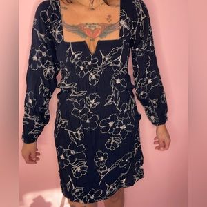 Billabong Black Floral Long Sleeve Mini Dress Smocked Waist | Romantic Neckline